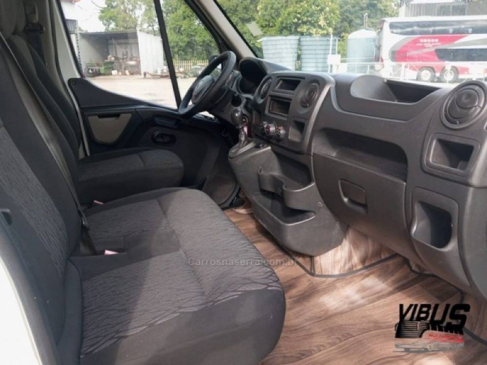 RENAULT - MASTER - 2018/2019 - Branca - Sob Consulta